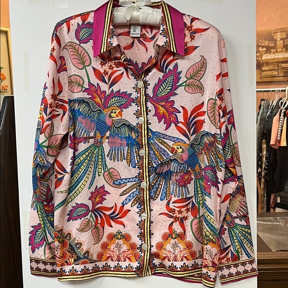 Rachel Zoe Tops - Rachel Zoe Colorful Parrot Print Button-Up Shirt